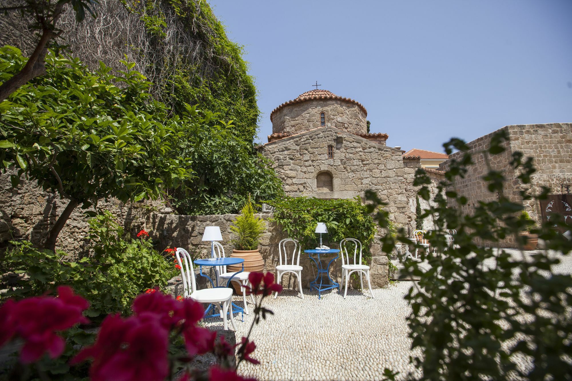 Saint Artemios Hotel And Oriental Suites Rhodes City Exterior photo